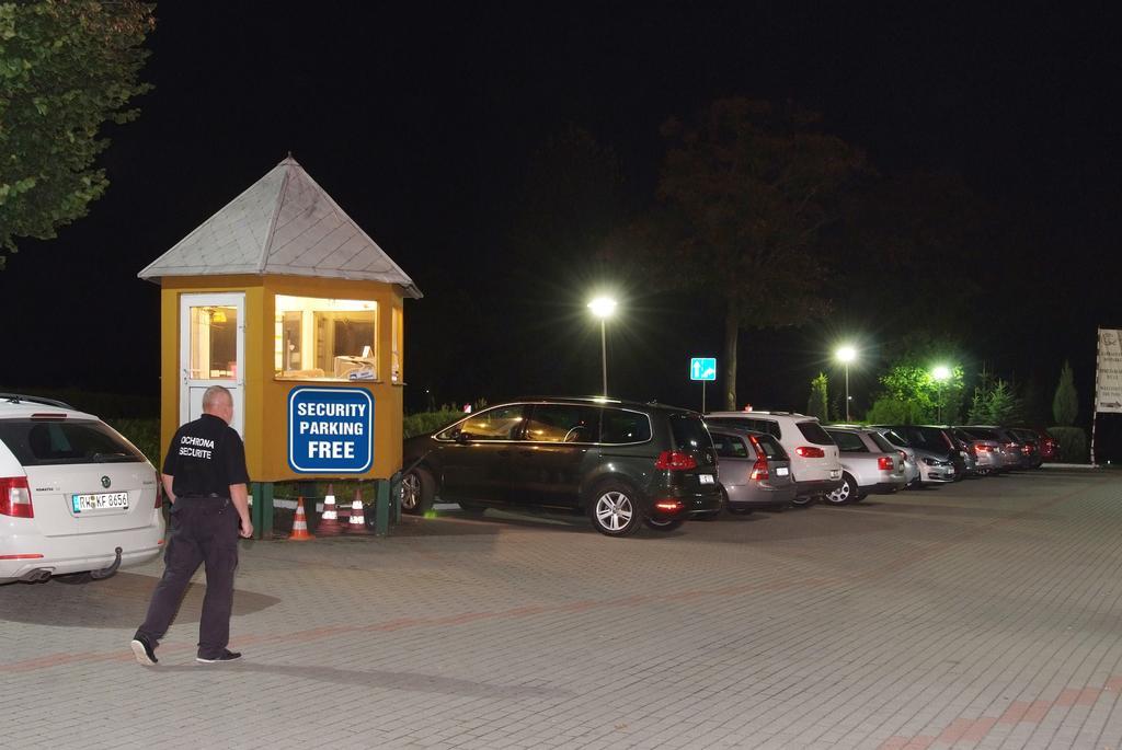 Motel Paradise Тожим Экстерьер фото