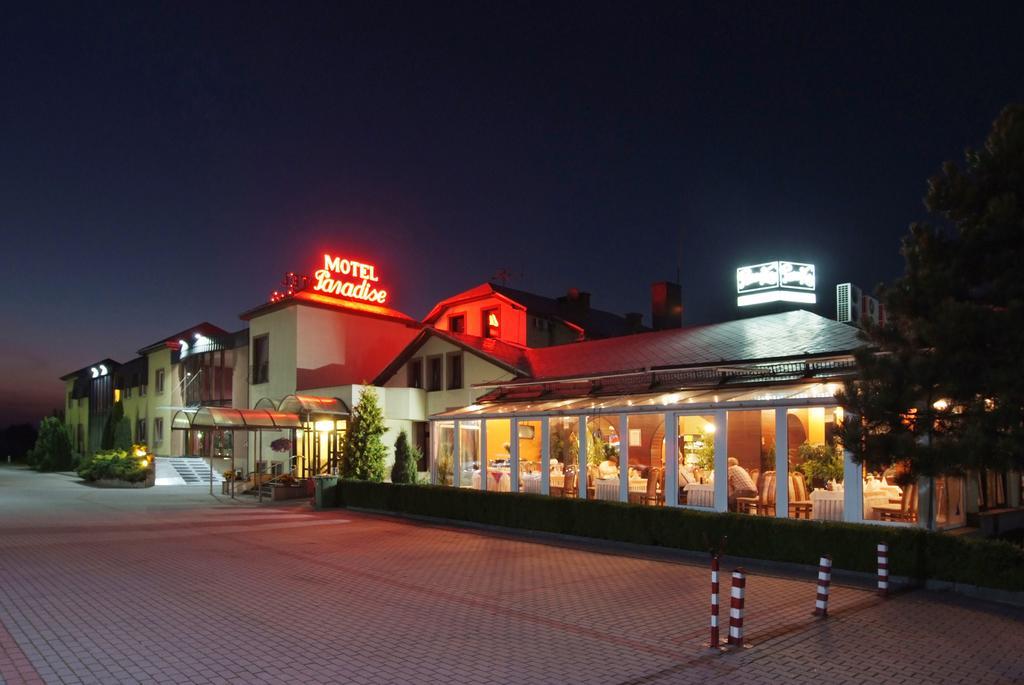 Motel Paradise Тожим Экстерьер фото