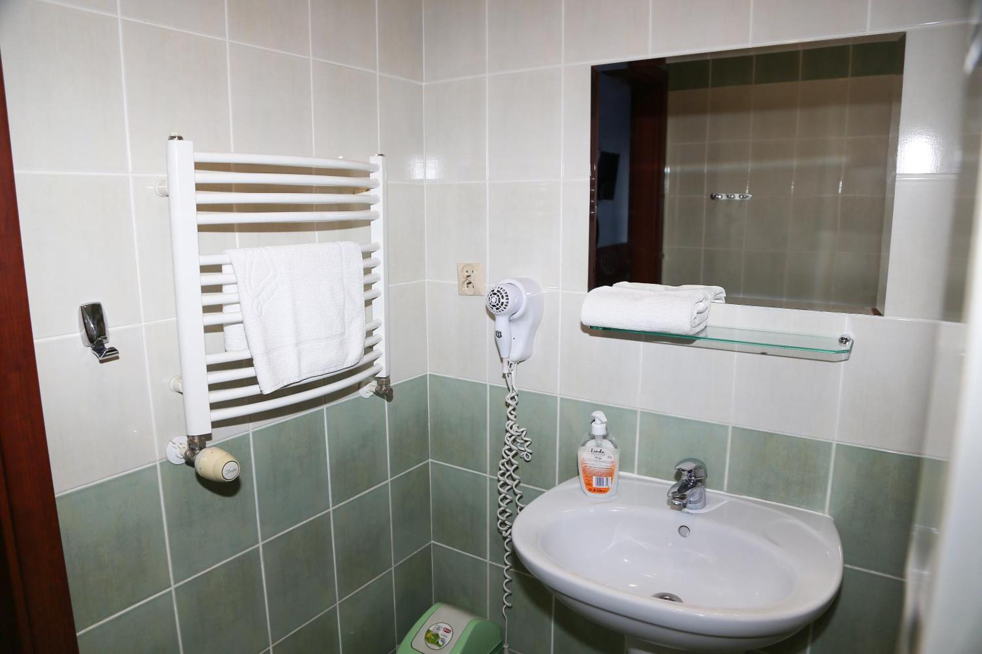 Motel Paradise Тожим Экстерьер фото