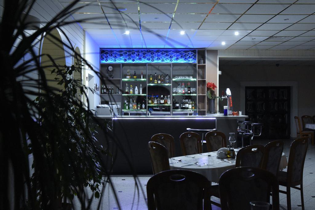Motel Paradise Тожим Экстерьер фото